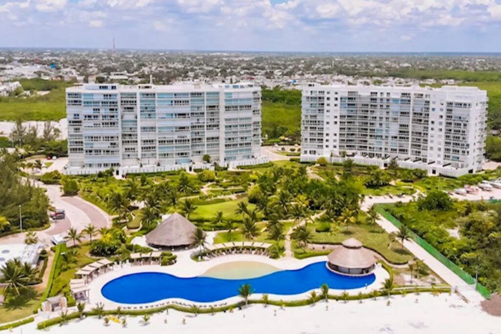 Reef Beachfront 3Bdr Apartment By Casa Paraiso カンクン エクステリア 写真