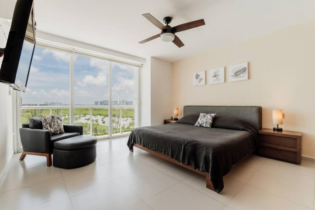Reef Beachfront 3Bdr Apartment By Casa Paraiso カンクン エクステリア 写真